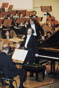 Aleksiej Orłowiecki i Marek Pijarowski podczas koncertu inauguracyjnego.